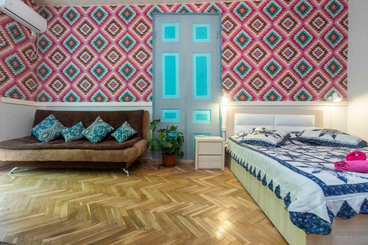 Private Apartment In The Center Of Old Тбилиси Экстерьер фото