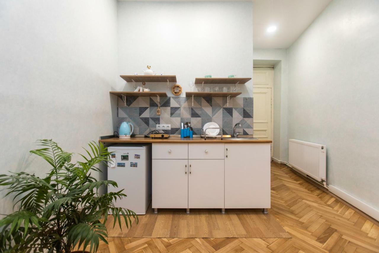 Private Apartment In The Center Of Old Тбилиси Экстерьер фото